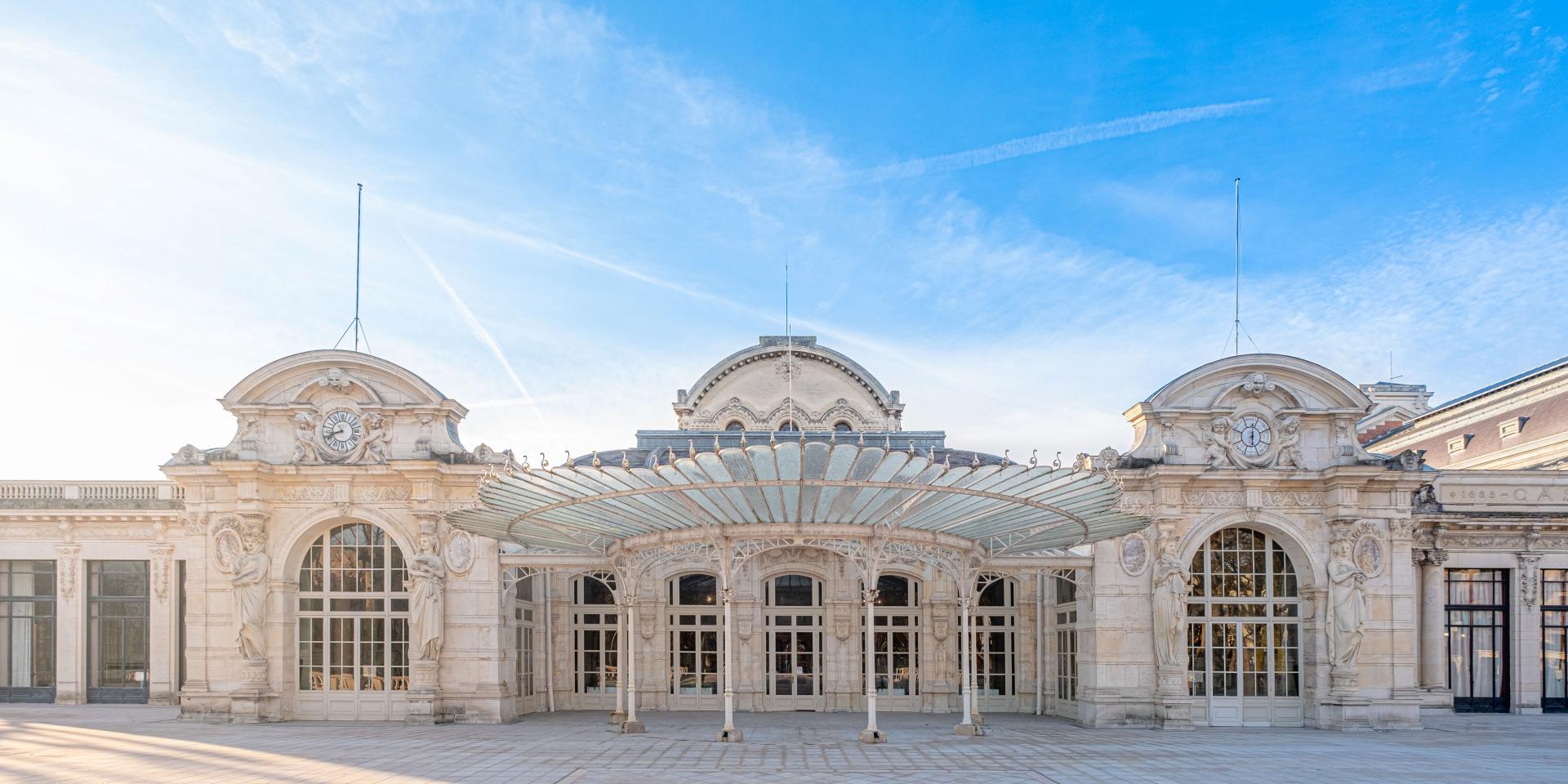 Architecture thermale et patrimoine historique de Vichy